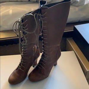 Banana republic lace up boots